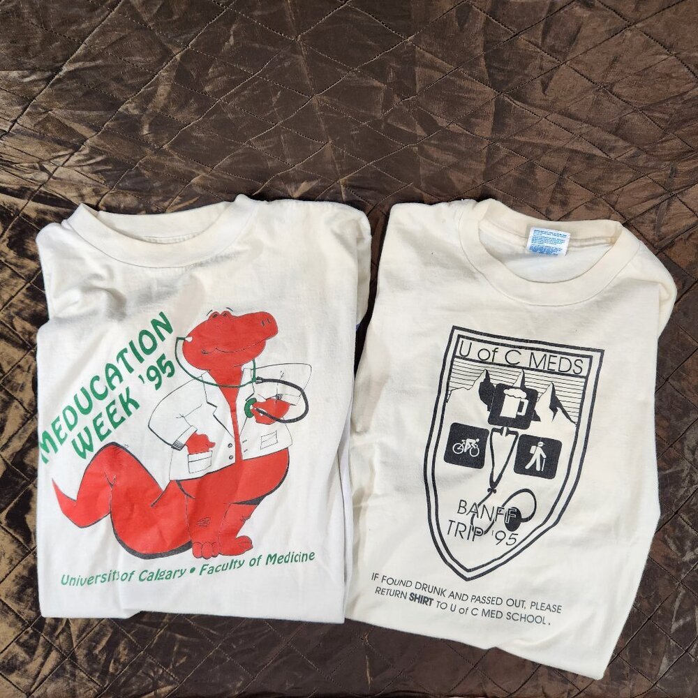 University of Calgary Medicine 1995 Banff Trip & Meducation Week T-Shirts Vtg